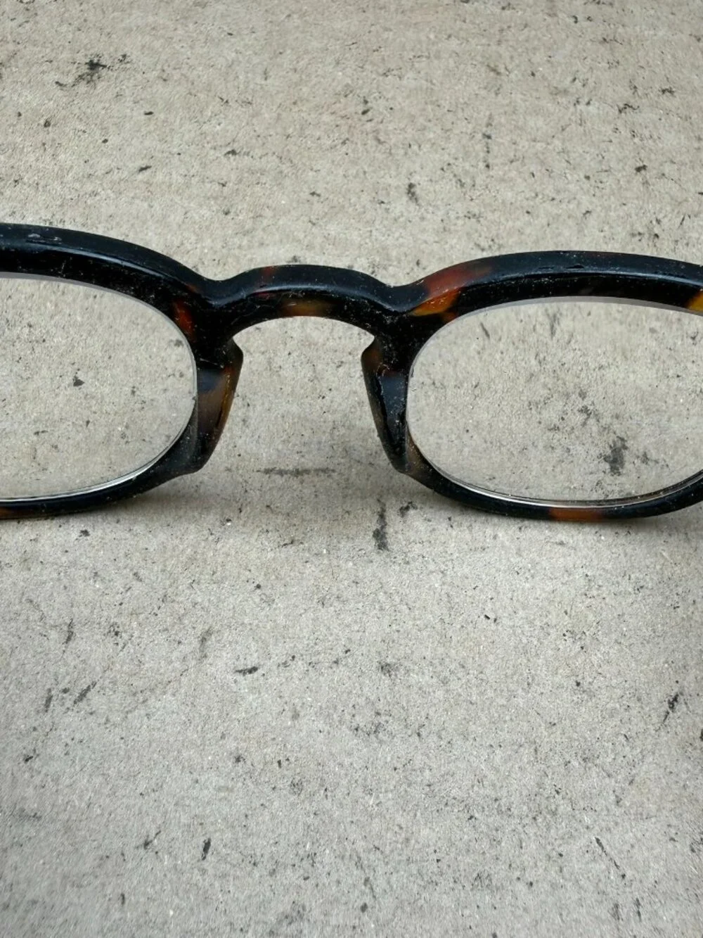 Iziipizi Tortoise Shell Reading Glasses +2.00 scratches damage lens frame only